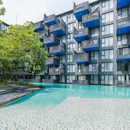 The Deck Patong By Vip Aparthotel Exterior photo